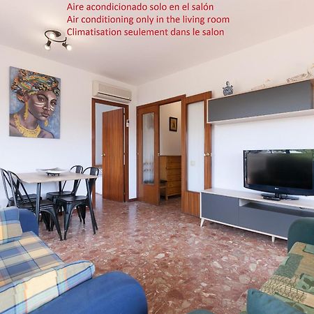 Uhc Casalmar Apartments Салоу Екстериор снимка