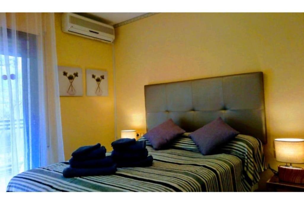 Uhc Casalmar Apartments Салоу Екстериор снимка