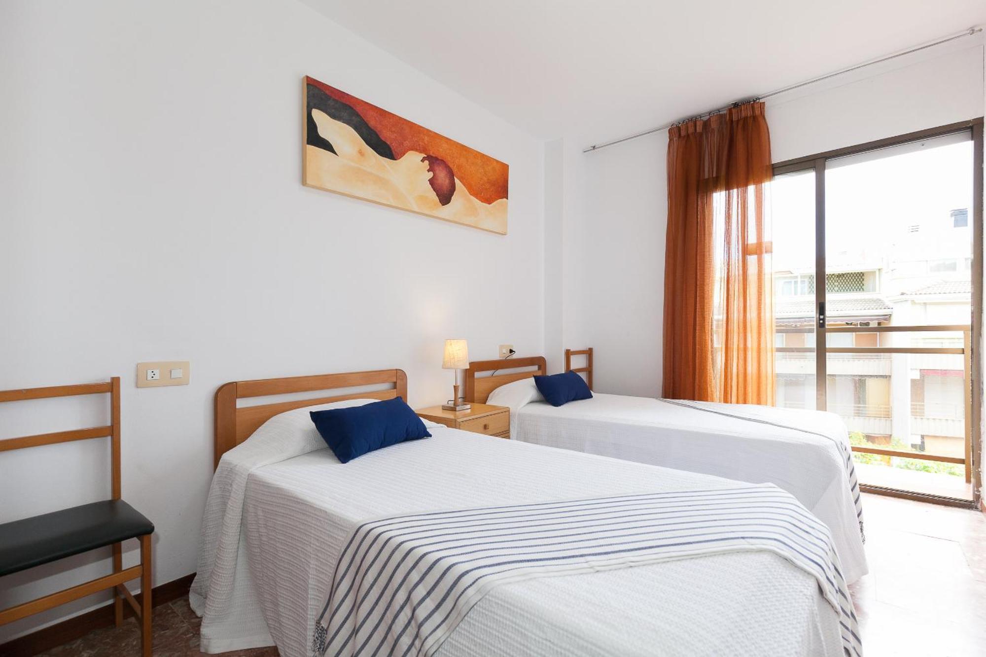 Uhc Casalmar Apartments Салоу Екстериор снимка
